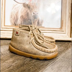 Twisted x infant driving Mocs size 4